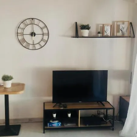Appartement Marco Polo - Calme Avec Parking Prive - 2 Piscines - Proche Des Plages - Wifi - Clim Mandelieu