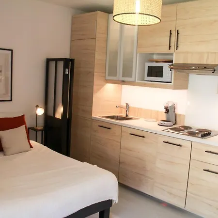 Marco Polo - Calme Avec Parking Prive - 2 Piscines - Proche Des Plages - Wifi - Clim Mandelieu-la-Napoule