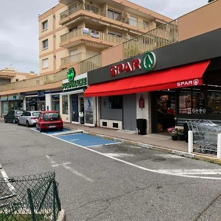 Marco Polo - Calme Avec Parking Prive - 2 Piscines - Proche Des Plages - Wifi - Clim Apartment Mandelieu-la-Napoule